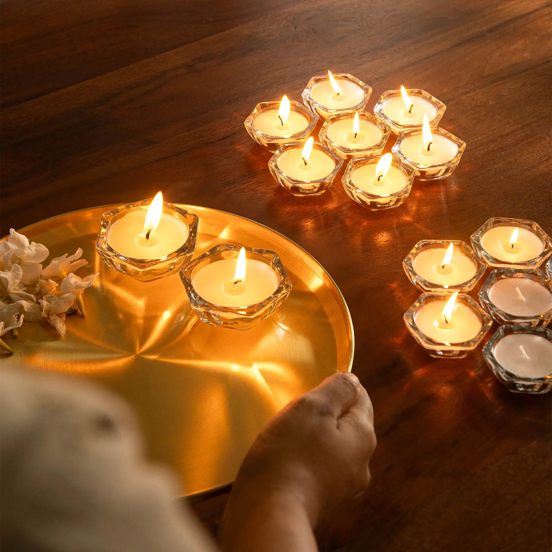 Ensemble de 24 Diyas en verre remplis de cire