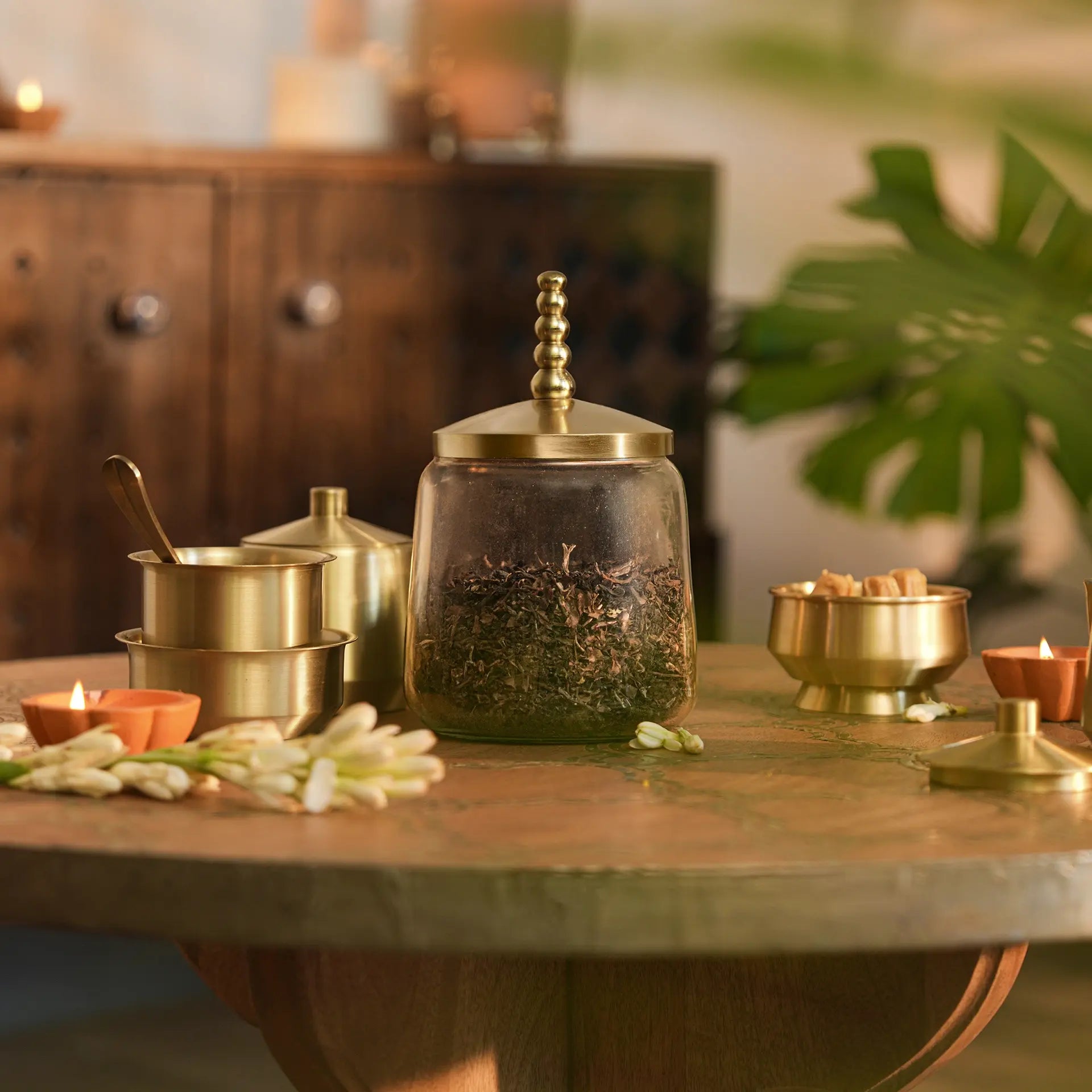 Dome Glass Jar with Metal Lid - Small