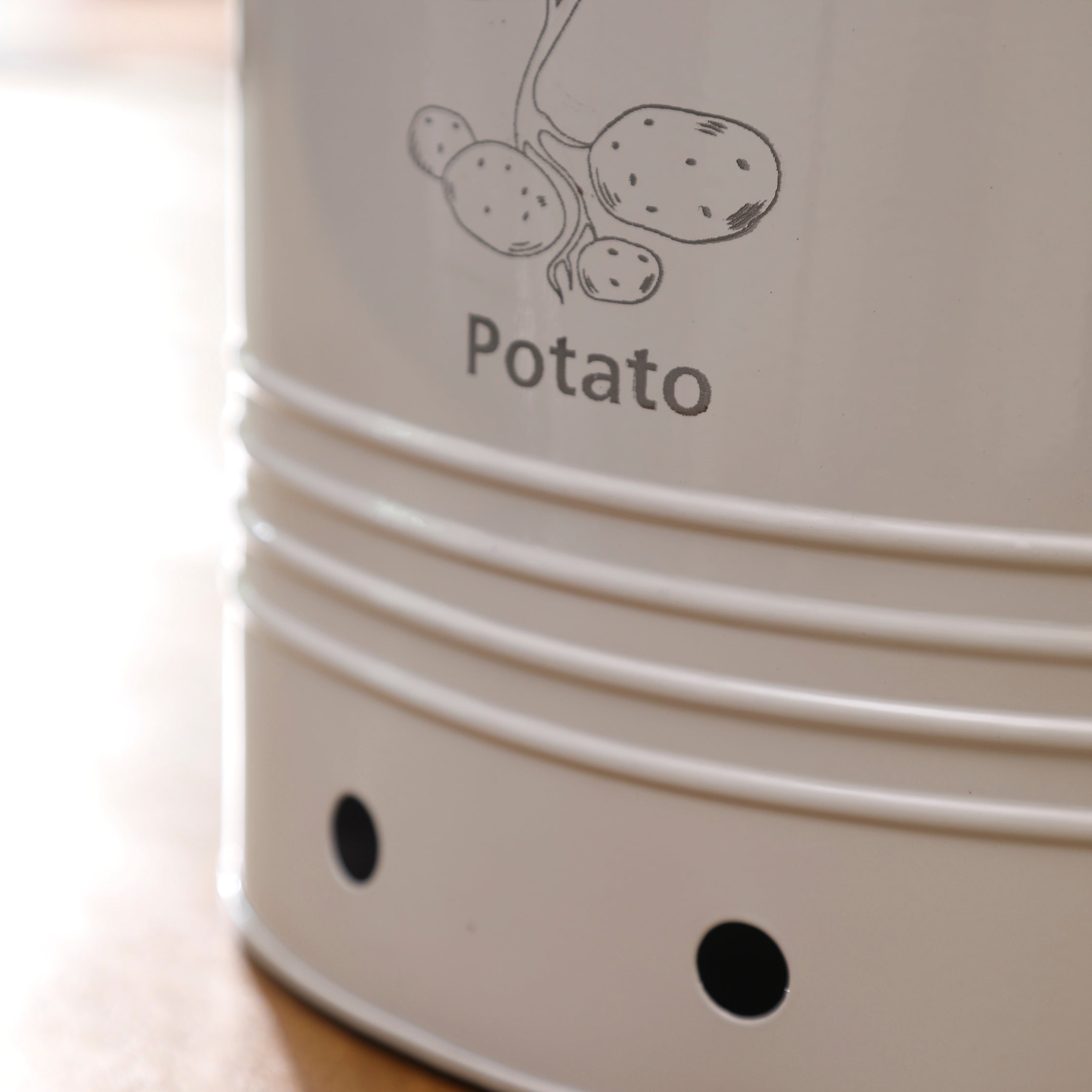 Potato Storage Barrel with Wooden Lid