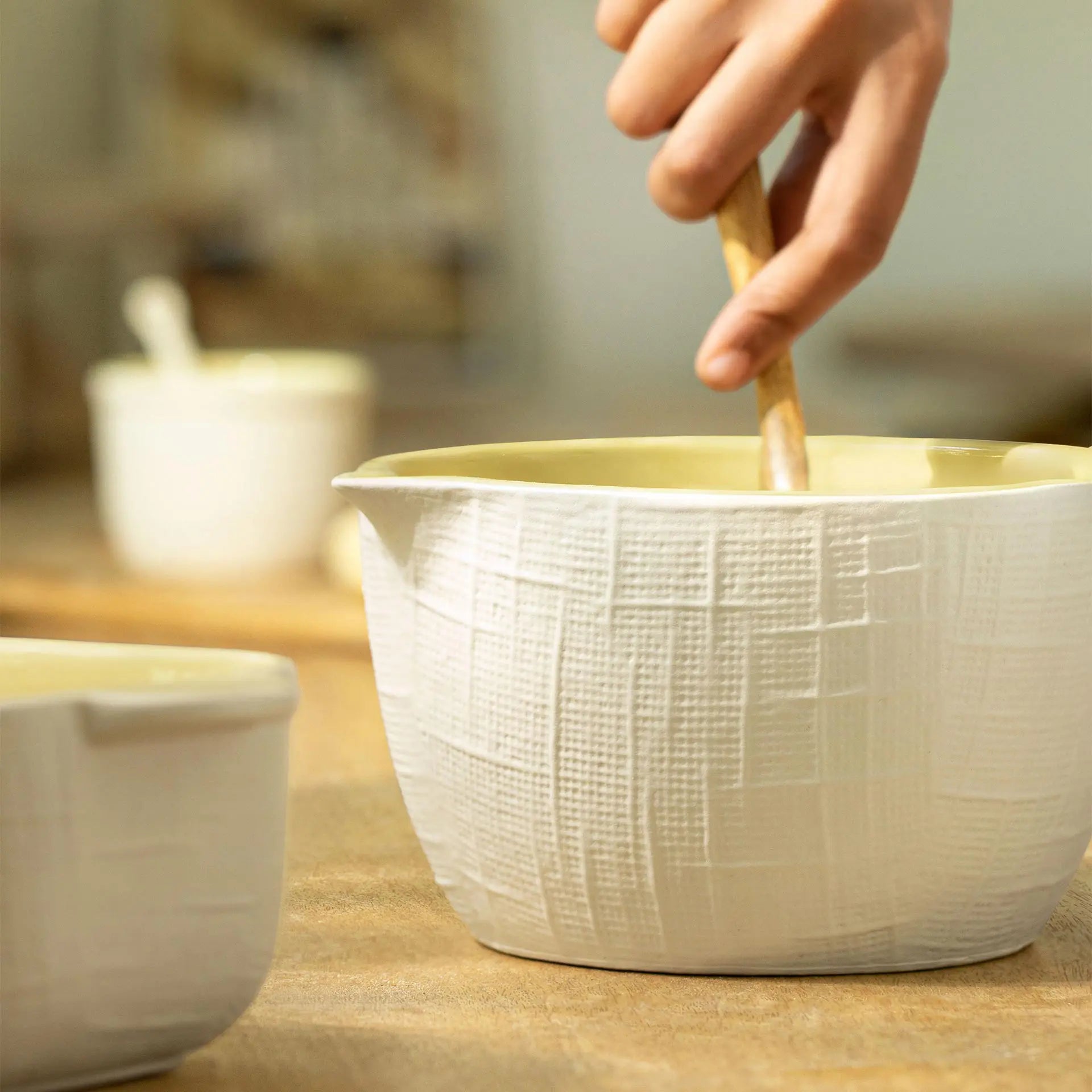 Ceramic Mixing Bowl - Large
