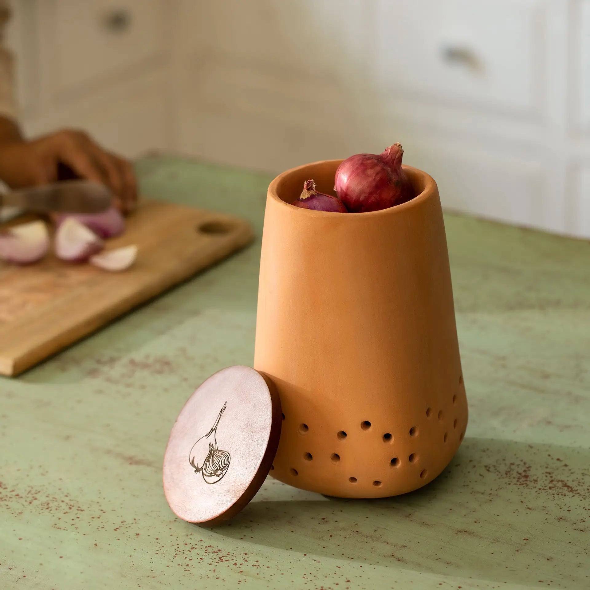 Terracotta Onion Storage Jar with Wooden Lid