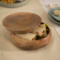 Boîte à Roti en Bois de Mangue Sculpté