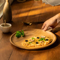 Grand plat de service en bois de manguier sculpté à la main